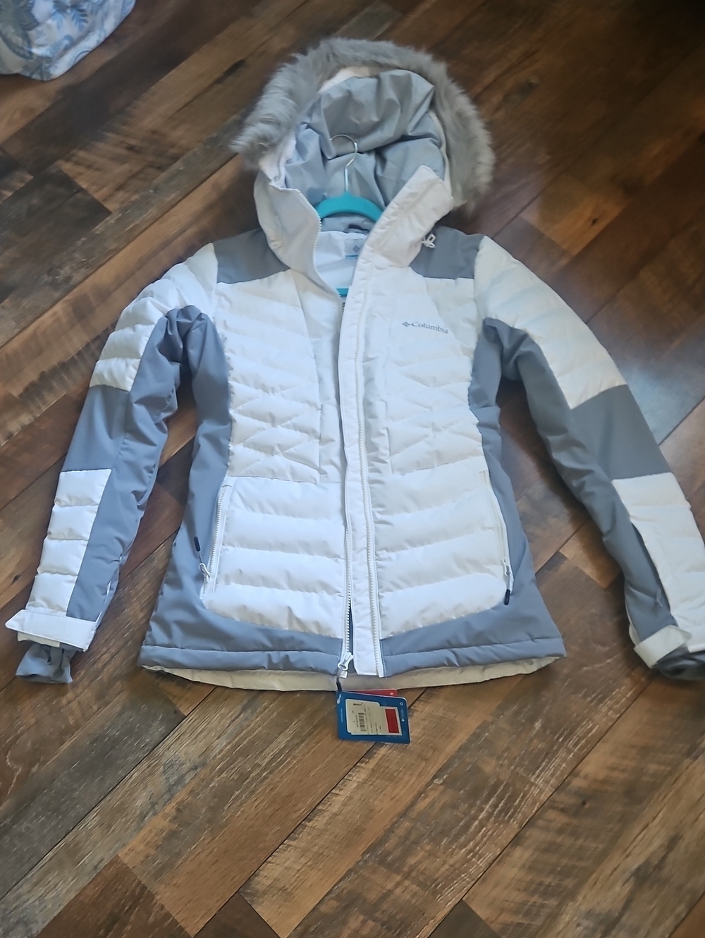Columbia Women's White and Light Gray Ski Jacket with Faux-Fur Hood